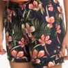 Roxy ANOTHER KISS PRINTED BEACH FÜR JNS03430 - Shorts - Mood Indigo Tropical Depht 2 Roxy ANOTHER KISS PRINTED BEACH FÜR JNS03430 - Shorts - Mood Indigo Tropical Depht -Sommerkleidung Für Damen 027146e5bd1d4b8683e7359b4401f5da