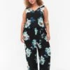 Zizzi SLEEVELESS - Jumpsuit - Black Big Flower 2 Zizzi SLEEVELESS - Jumpsuit - Black Big Flower -Sommerkleidung Für Damen 052f90efabec493aae69e1798e6e071f