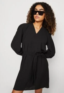 Vero Moda PAMMI WVN - Freizeitkleid - Black -Sommerkleidung Für Damen 21ede8a52f764bf794736536121b8492