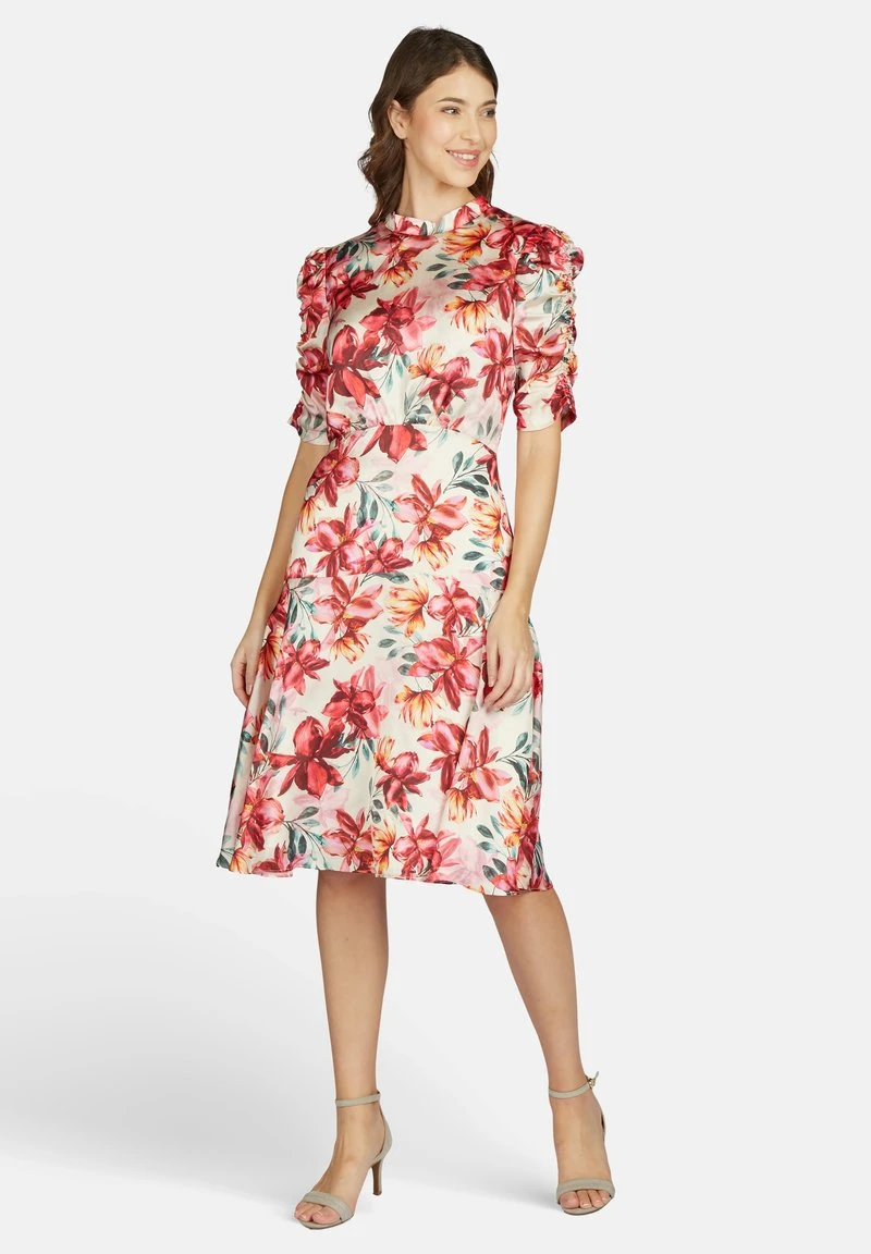 KLEO Freizeitkleid - Rot 3 KLEO Freizeitkleid - Rot