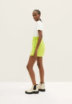 TOM TAILOR Denim MIT ELASTISCHEM BUND - Shorts - Neon Lime -Sommerkleidung Für Damen 2b8ba1548f0e44be89a755dc7b0bcdea
