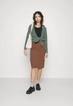 PENCIL SKIRT WITH SLIT - Bleistiftrock - Brown 9 PENCIL SKIRT WITH SLIT - Bleistiftrock - Brown -Sommerkleidung Für Damen 37589d2397cc472091c35df8e76da890