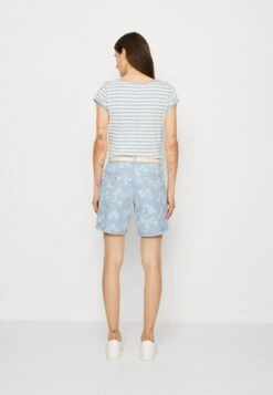 ESPRIT PRINT - Shorts - Light Blue Lavender 10 ESPRIT PRINT - Shorts - Light Blue Lavender -Sommerkleidung Für Damen 408fc7dfb9ec4dbba68312f26d7fe2e6