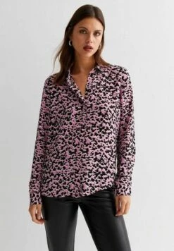 New Look LEOPARD PRINT LONG HEM - Hemdbluse - Red Pattern -Sommerkleidung Für Damen 45692477b9a64f8d874e78399994fb66