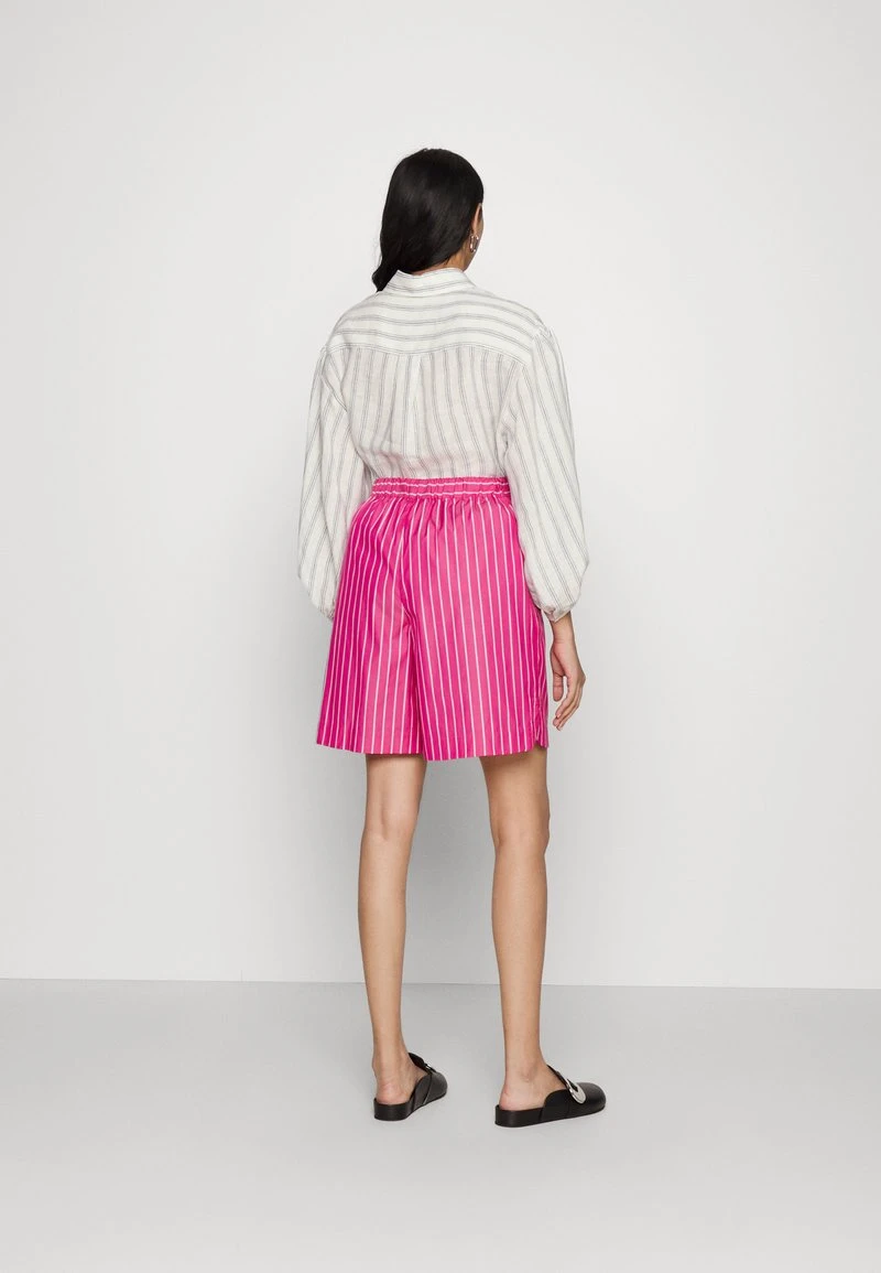 Max Mara Leisure VEZZO - Shorts - Fuxia 5 Max Mara Leisure VEZZO - Shorts - Fuxia – Bild 3