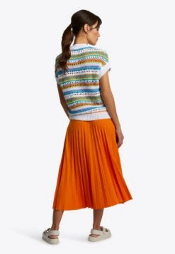 Rich&royal MIT WEICHEM FALL - Faltenrock - Orange Tree 10 Rich&royal MIT WEICHEM FALL - Faltenrock - Orange Tree -Sommerkleidung Für Damen 47bb9c6d09a44ddfad6e5b701222a5e9