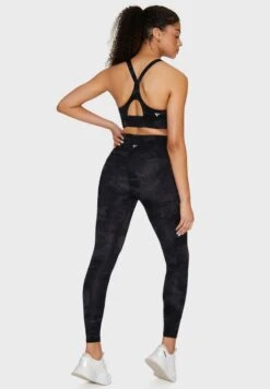 SENSES+ RACER BACK - Top - Camo Black 10 SENSES+ RACER BACK - Top - Camo Black -Sommerkleidung Für Damen 4b17f910e176443aa063cc953fbc0ee8