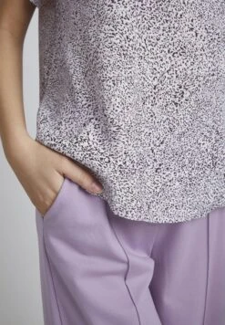 ICHI IHHARENA SS - Bluse - Lavender Mist -Sommerkleidung Für Damen 4e0189b0941f488c96a52926f285b4d8