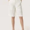 Soaked In Luxury SLKIMINA - Shorts - Whisper White -Sommerkleidung Für Damen 512ce136821c4f1e9edb6bb356e742cd