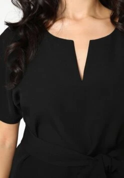 Etuikleid - Black -Sommerkleidung Für Damen 56d8350a7cf34bcfa68bce9a69197fcb