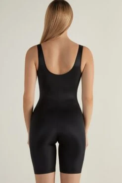 MONO CORTO ULTRALIGERO - Jumpsuit - Nero 9 MONO CORTO ULTRALIGERO - Jumpsuit - Nero -Sommerkleidung Für Damen 5d3512149f0540ee88dea3a73ed29b7a
