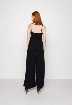 Wal G HAVANA WIDE LEG - Jumpsuit - Black 10 Wal G HAVANA WIDE LEG - Jumpsuit - Black -Sommerkleidung Für Damen 5d8dad4a13344fb59c9445ad2774817c