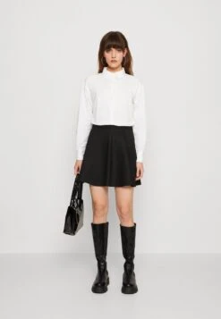 NEVER FULLY DRESSED HEART BACK SHIRT - Hemdbluse - White -Sommerkleidung Für Damen 5e5a1f0b5c774428af1a8896563bb608