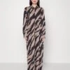 Gestuz BOTHILDE - Jumpsuit - Maxi Zebra Black/walnut 1 Gestuz BOTHILDE - Jumpsuit - Maxi Zebra Black/walnut -Sommerkleidung Für Damen 6f63bff584ef43db92efe1469c9ee218