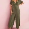 Next MATERNITY SLINKY - Jumpsuit - Khaki Green 2 Next MATERNITY SLINKY - Jumpsuit - Khaki Green -Sommerkleidung Für Damen 78bb1bc8636148fbb9bf592dc276473f