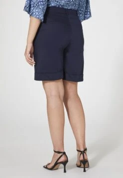 IN GABARDINA - Shorts - Blu -Sommerkleidung Für Damen 8823541c51fd4e1c8b7d880c707d2ccf