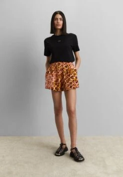 Sandro ORSON - Shorts - Orange/noir 10 Sandro ORSON - Shorts - Orange/noir -Sommerkleidung Für Damen 88fb521cbb83402eb1c0cdfc597cb0dc