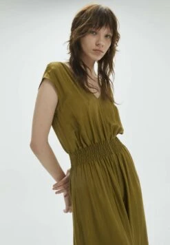 DROP SHOULDER WIDE LEG - Jumpsuit - Green 11 DROP SHOULDER WIDE LEG - Jumpsuit - Green -Sommerkleidung Für Damen 8a799337604b48a7a71dd3536efbad35