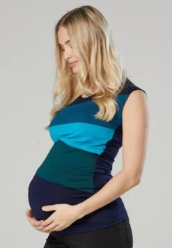 UMSTANDSBLUSE MIT SCHULTERTRÄGERN MIT FÜTTERUNGSMÖGLICHKEIT - Bluse - Dunkelblaue Himbeere 11 UMSTANDSBLUSE MIT SCHULTERTRÄGERN MIT FÜTTERUNGSMÖGLICHKEIT - Bluse - Dunkelblaue Himbeere -Sommerkleidung Für Damen 8b6a6f6b34824112901e35fb742dbee4