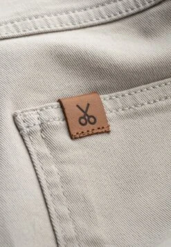 KOUTES - Shorts - Bone 12 KOUTES - Shorts - Bone -Sommerkleidung Für Damen 91390e314a114735af9511a641f950e3