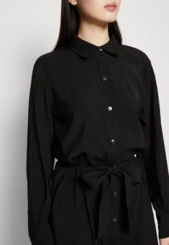 MOSS COPENHAGEN JACENIA GUDRID - Jumpsuit - Black -Sommerkleidung Für Damen 9decb1afa8744cea91e4634d72606322