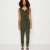 Wal G RONNY SLOUGH NECK - Jumpsuit - Olive Green 1 Wal G RONNY SLOUGH NECK - Jumpsuit - Olive Green -Sommerkleidung Für Damen 9e01a0551be4467c8f868edc9b44cad4
