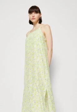 Selected Femme SLFTERESA ANKLE STRAP DRESS - Maxikleid - Sharp Green 11 Selected Femme SLFTERESA ANKLE STRAP DRESS - Maxikleid - Sharp Green -Sommerkleidung Für Damen a07c758f15b146329ae679b189ec93c6