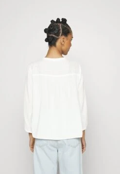 BUTTON FRONT TOP - Bluse - New Off White -Sommerkleidung Für Damen a0d9c1358f4048529a535812a47cc0b1