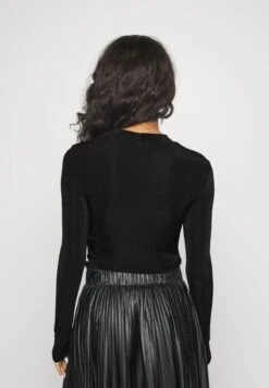 Noisy May Petite NMJORDAN CUT OUT - Langarmshirt - Black 10 Noisy May Petite NMJORDAN CUT OUT - Langarmshirt - Black -Sommerkleidung Für Damen a1af6cefe07f4ed9a7e7946ff1384539