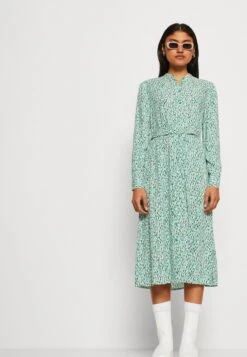 B.young JOSA SHIRT DRESS - Blusenkleid - Ming Green Mix 11 B.young JOSA SHIRT DRESS - Blusenkleid - Ming Green Mix -Sommerkleidung Für Damen a2a8978c0ba14d75a5c16564e51d371a