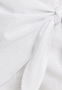 Calli PARI WRAP - Shorts - White -Sommerkleidung Für Damen a36aa97ac1c440fdbdda0a4dda499ddc