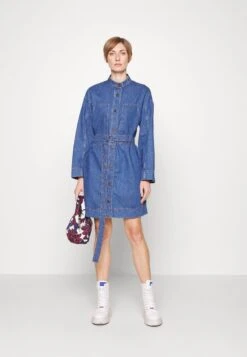 FINITO - Jeanskleid - Blu 9 FINITO - Jeanskleid - Blu -Sommerkleidung Für Damen a482477649cb4714ade0e99749089b24