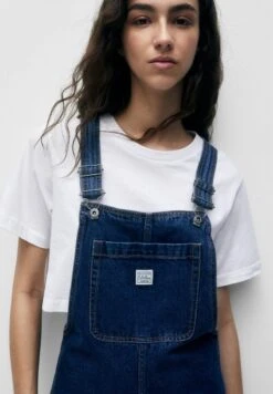 PULL & BEAR SHORT - Latzhose - Dark Blue Denim 11 PULL & BEAR SHORT - Latzhose - Dark Blue Denim -Sommerkleidung Für Damen a4e7d3f99d4a4cff8154b2b8f6c01bdd