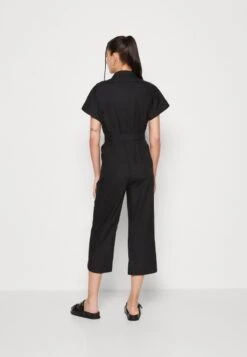 Monki Jumpsuit - Black Dark -Sommerkleidung Für Damen b0df79f41c0641398cb7fd9a431aa9df