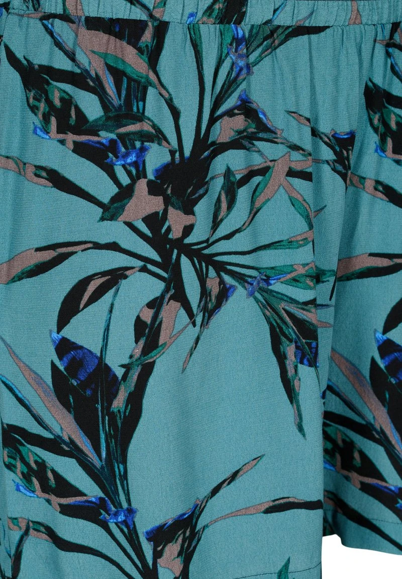 Zizzi Shorts - Sea Pine Leaf 8 Zizzi Shorts - Sea Pine Leaf – Bild 6
