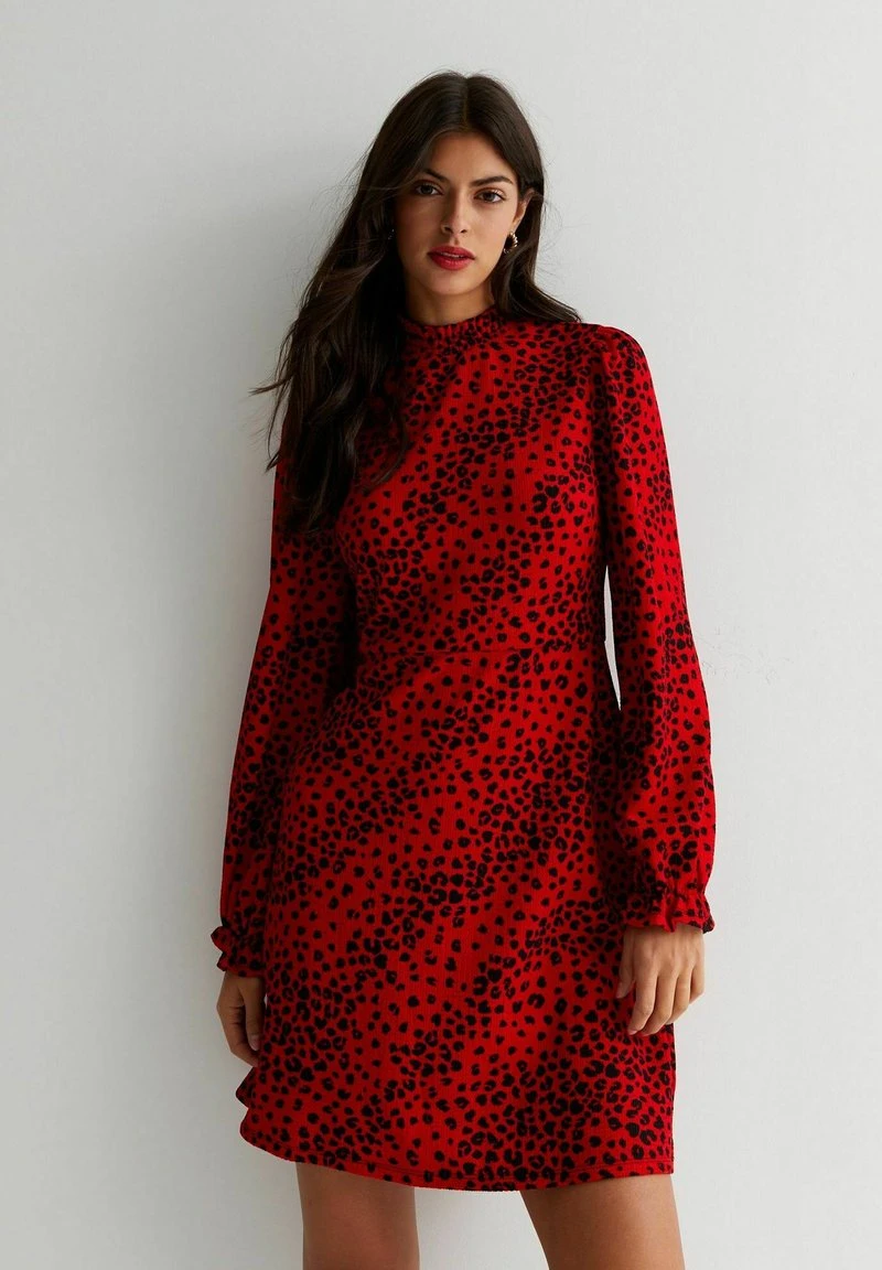 New Look ABSTRACT PRINT CRINKLE - Jerseykleid - Red Pattern 7 New Look ABSTRACT PRINT CRINKLE - Jerseykleid - Red Pattern – Bild 5