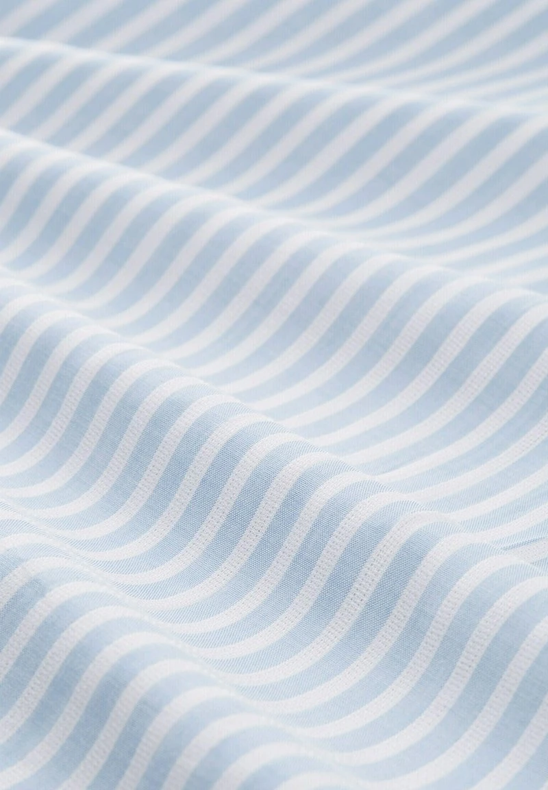 Tom Tailor PLUS - GESTREIFTE KURZARM - Hemdbluse - Blue White Thin Stripe 6 Tom Tailor PLUS - GESTREIFTE KURZARM - Hemdbluse - Blue White Thin Stripe – Bild 4