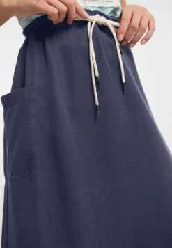 WITH SIDEPOCKETS - A-Linien-Rock - Navy Blazer Nvy -Sommerkleidung Für Damen c4b1ff7ae0584538b280ac02af1b36e5