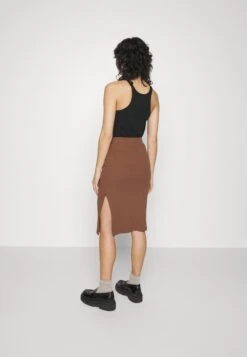 PENCIL SKIRT WITH SLIT - Bleistiftrock - Brown 10 PENCIL SKIRT WITH SLIT - Bleistiftrock - Brown -Sommerkleidung Für Damen c9fa84346b7f4a1b95726dee77e1027d