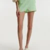 EDITED Shorts - Grün 2 EDITED Shorts - Grün -Sommerkleidung Für Damen d3333b8ba58744a3802a216c7a02e1c9