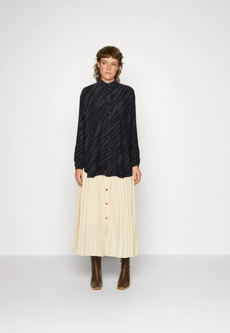 ALFRIDA - Hemdbluse - Grey 4 ALFRIDA - Hemdbluse - Grey – Bild 2