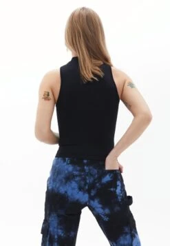 NAHTLOSES - Top - Black 10 NAHTLOSES - Top - Black -Sommerkleidung Für Damen dc0f53d42d8440b3a7608b0bae764f89