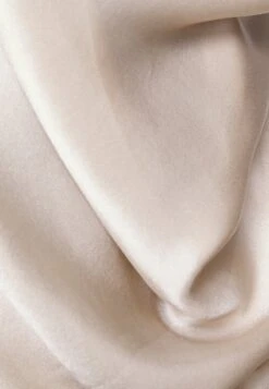 Tiger Of Sweden Bluse - Light Ivory -Sommerkleidung Für Damen dda898028ce34ecda2032f13119b3a89