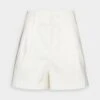 Scotch & Soda WIDE LEG HIGH RISE SUMMER - Shorts - Off White -Sommerkleidung Für Damen e1bec4a449614383af94d8105e64aab9