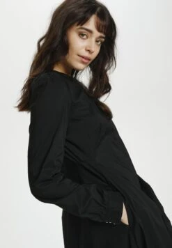 Culture CUANTONIETT - Freizeitkleid - Black -Sommerkleidung Für Damen fee3e1bbf86846c785381c6ad775084a